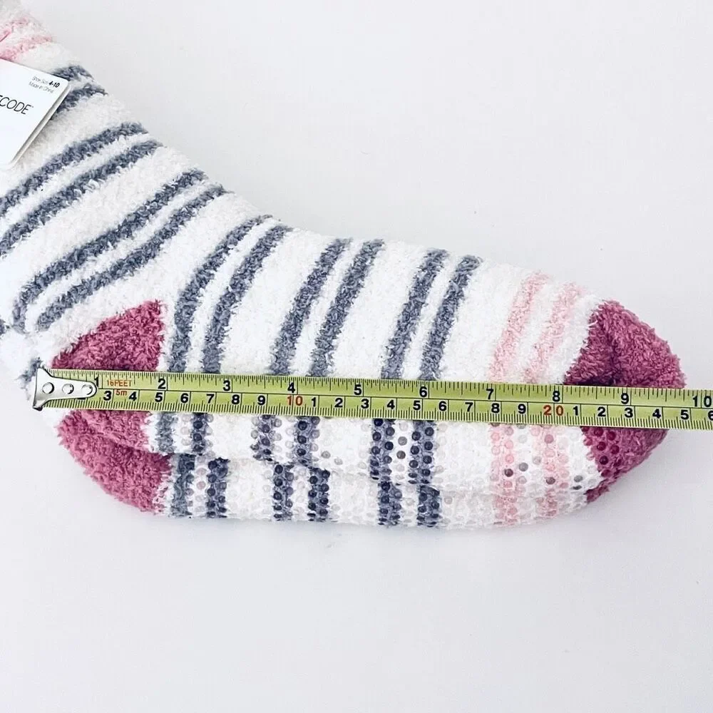 NWT Cuddl Duds Pink White 4-10 Shoe Sz Plush Fuzzy Sherpa Lined Cozy Gift Socks